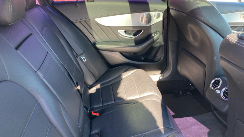 Mercedes-Benz C-Class C250d AMG Line Premium Plus 4dr Auto Diesel Saloon